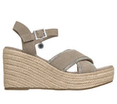 Martha Stewart: Iris - Modest Queen|Skechers