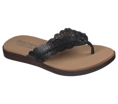 Summer Cove - Catching Sun Too!|Skechers
