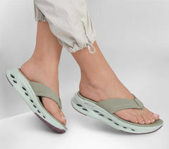 Max Cushioning Glide-Step Sandal - Audra|Skechers