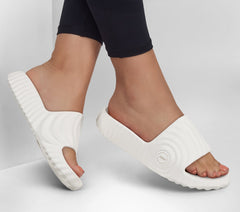 GO FOAM Arch Fit Craze - Kai|Skechers