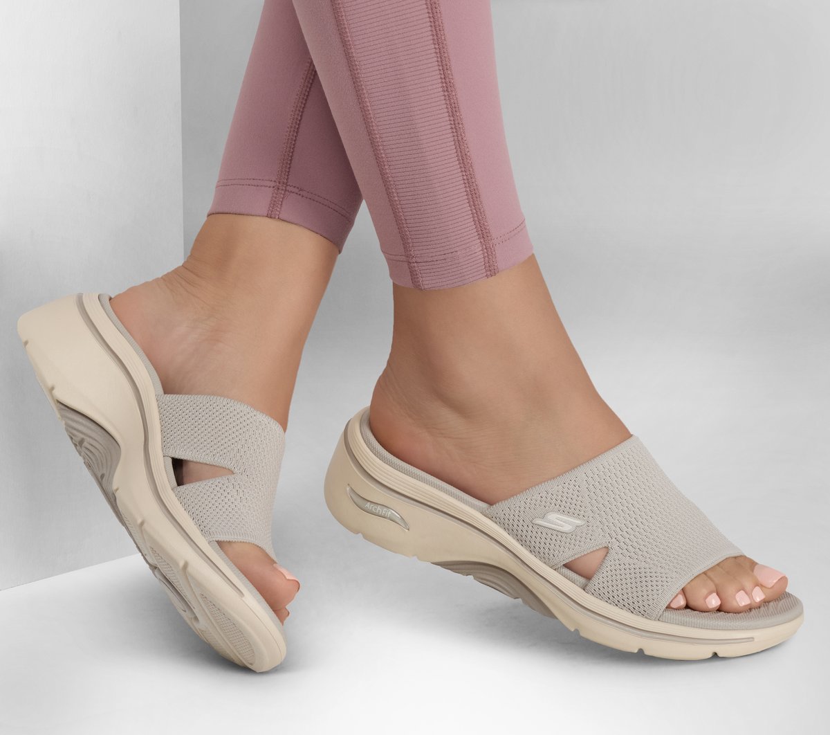 GO WALK Arch Fit 2.0 Sandal - Dakota|Skechers