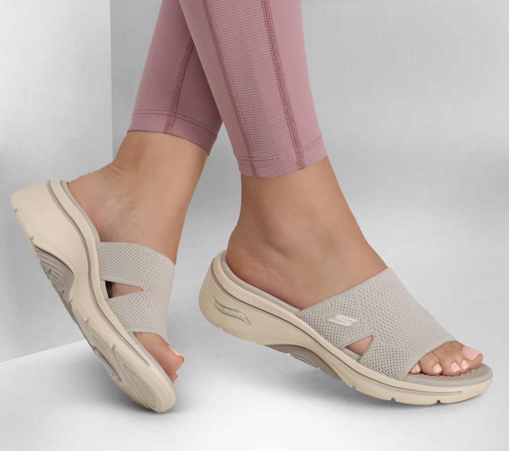 GO WALK Arch Fit 2.0 Sandal - Dakota|Skechers