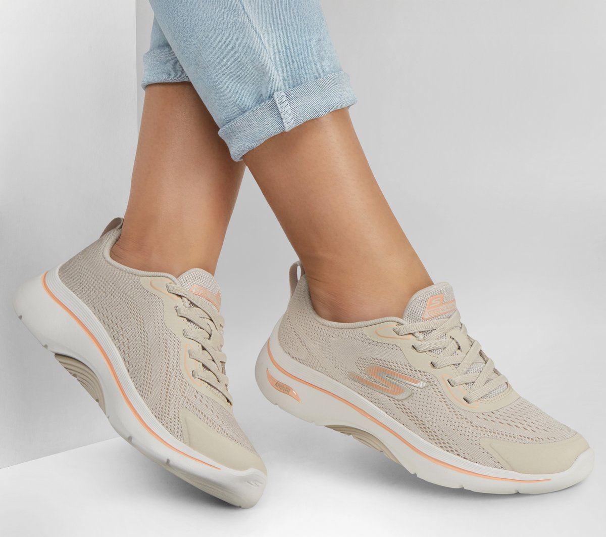 GO WALK Arch Fit 2.0 - Cassy|Skechers