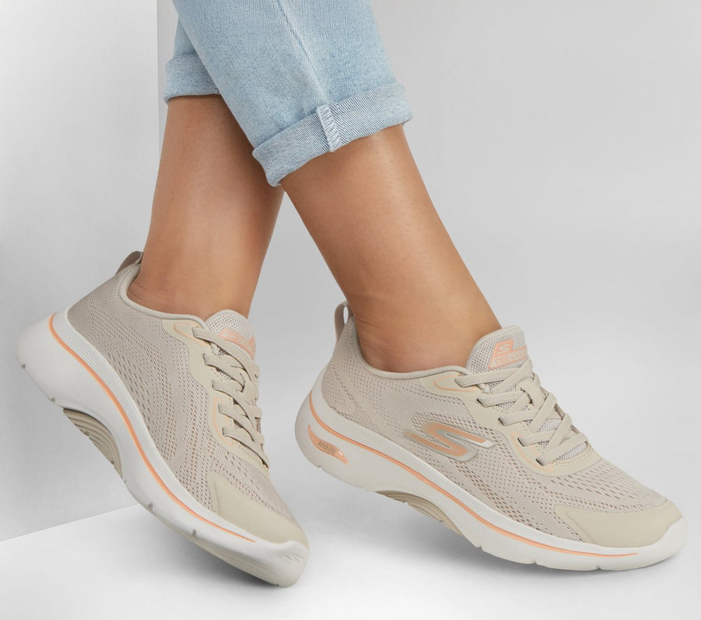 GO WALK Arch Fit 2.0 - Cassy|Skechers