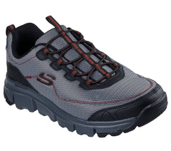 Summits AT - Triple Bridges|Skechers