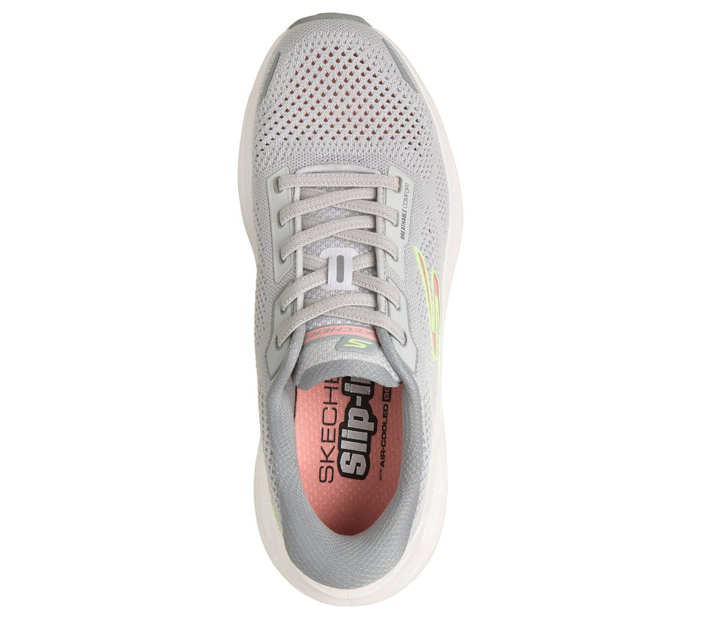 Slip-ins: Max Cushioning Glide-Step - Oaklin|Skechers