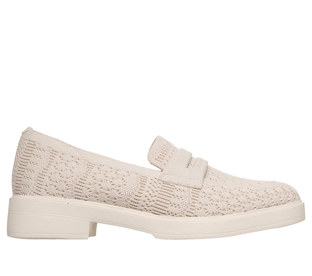 Cleo Taylor - Keep Me Close|Skechers