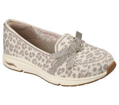 Martha Stewart: Arch Fit Living|Skechers