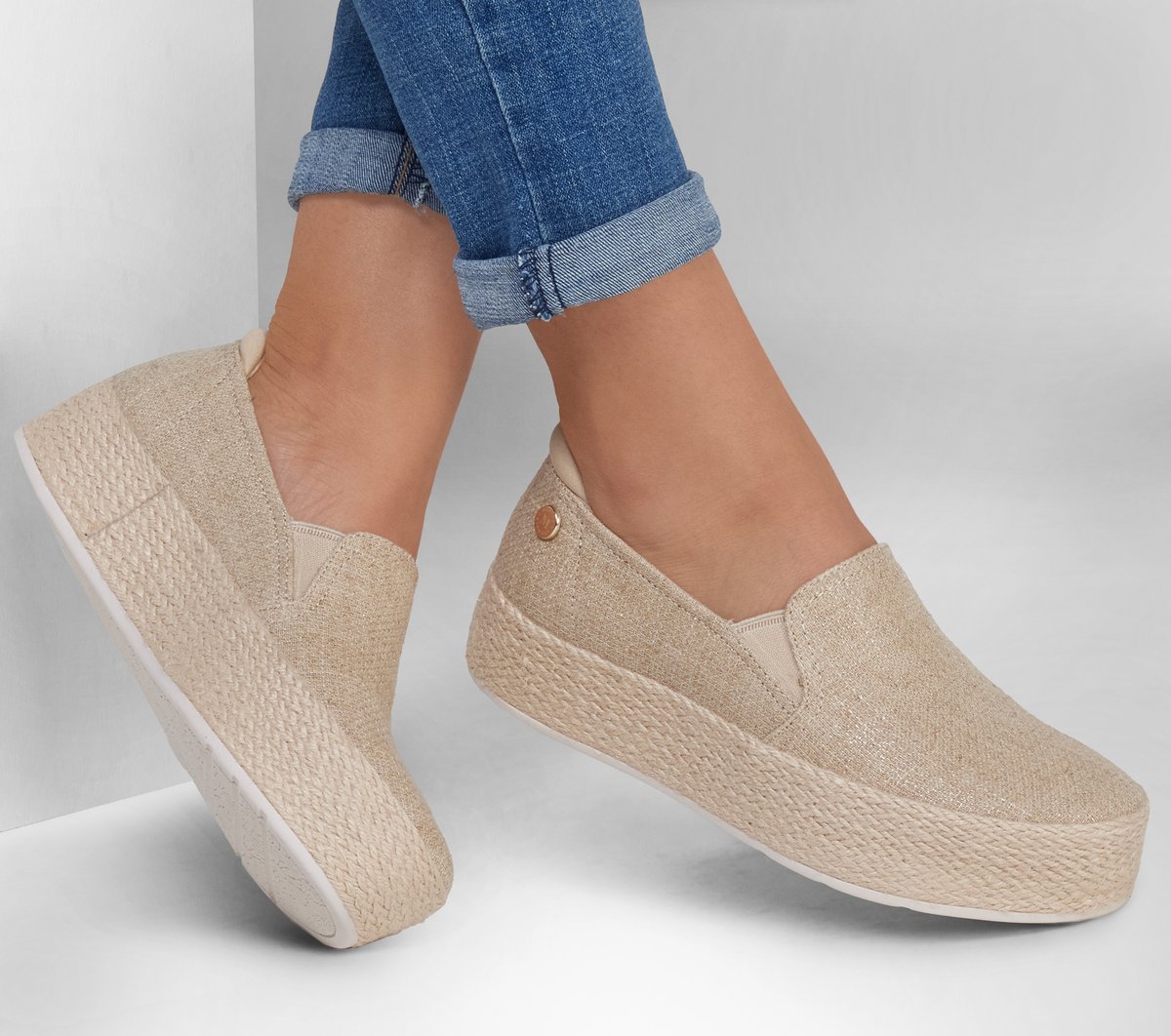 Martha Stewart: BOBS Sesame - By The Bay|Skechers