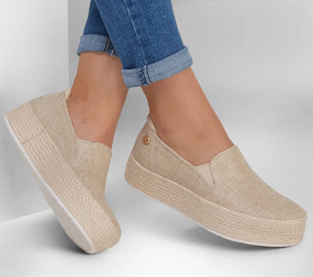 Martha Stewart: BOBS Sesame - By The Bay|Skechers