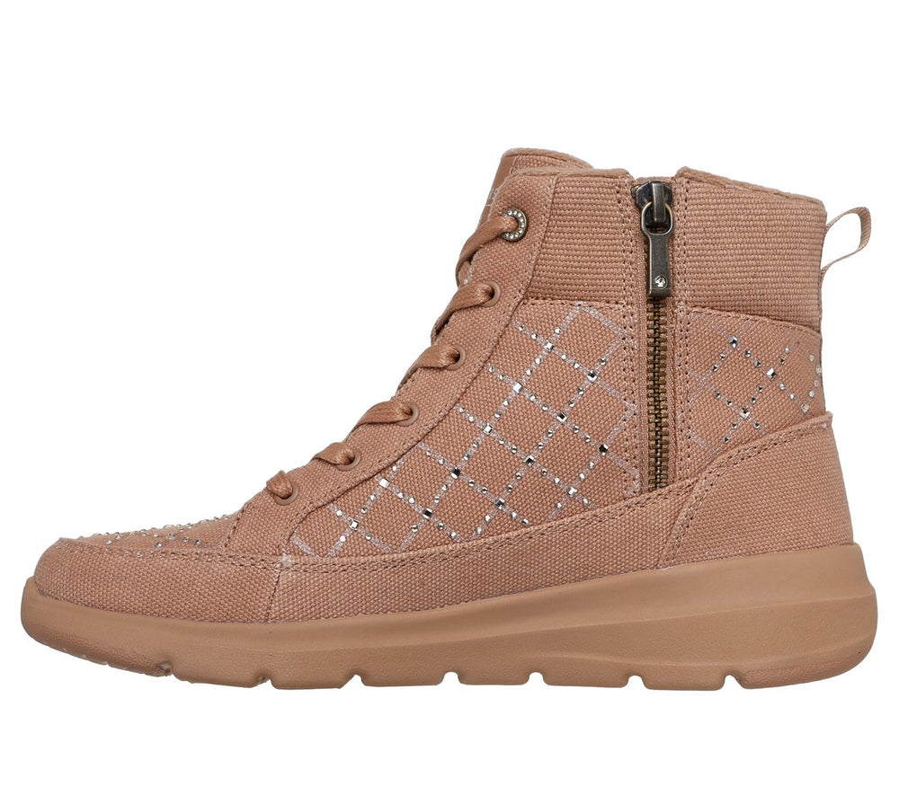 Martha Stewart: Glacial Ultra - Spotlight|Skechers