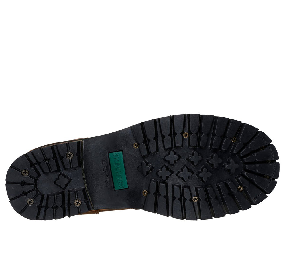 John Deere: Cascades|Skechers